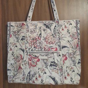 Vera Bradley tote bag